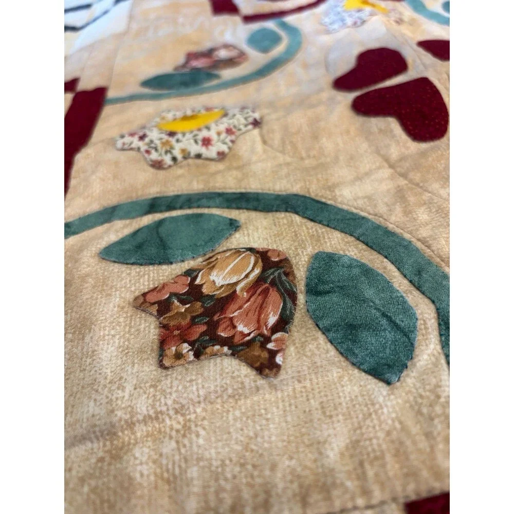 Vintage hand stitched made wall hanging lap quilt throw couch hearts floral